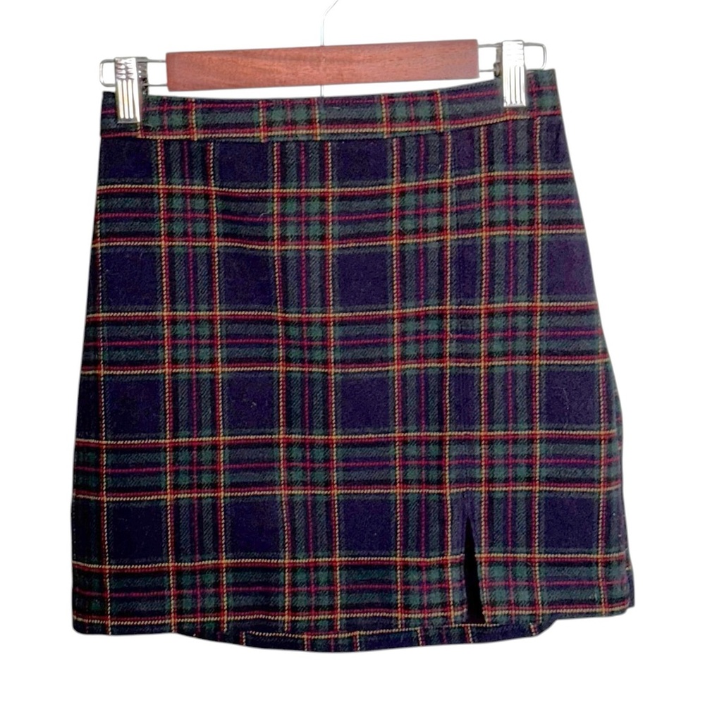 Hollister Ultra High Rise Navy Preppy Plaid Mini Skirt Size Small - Picture 1 of 7